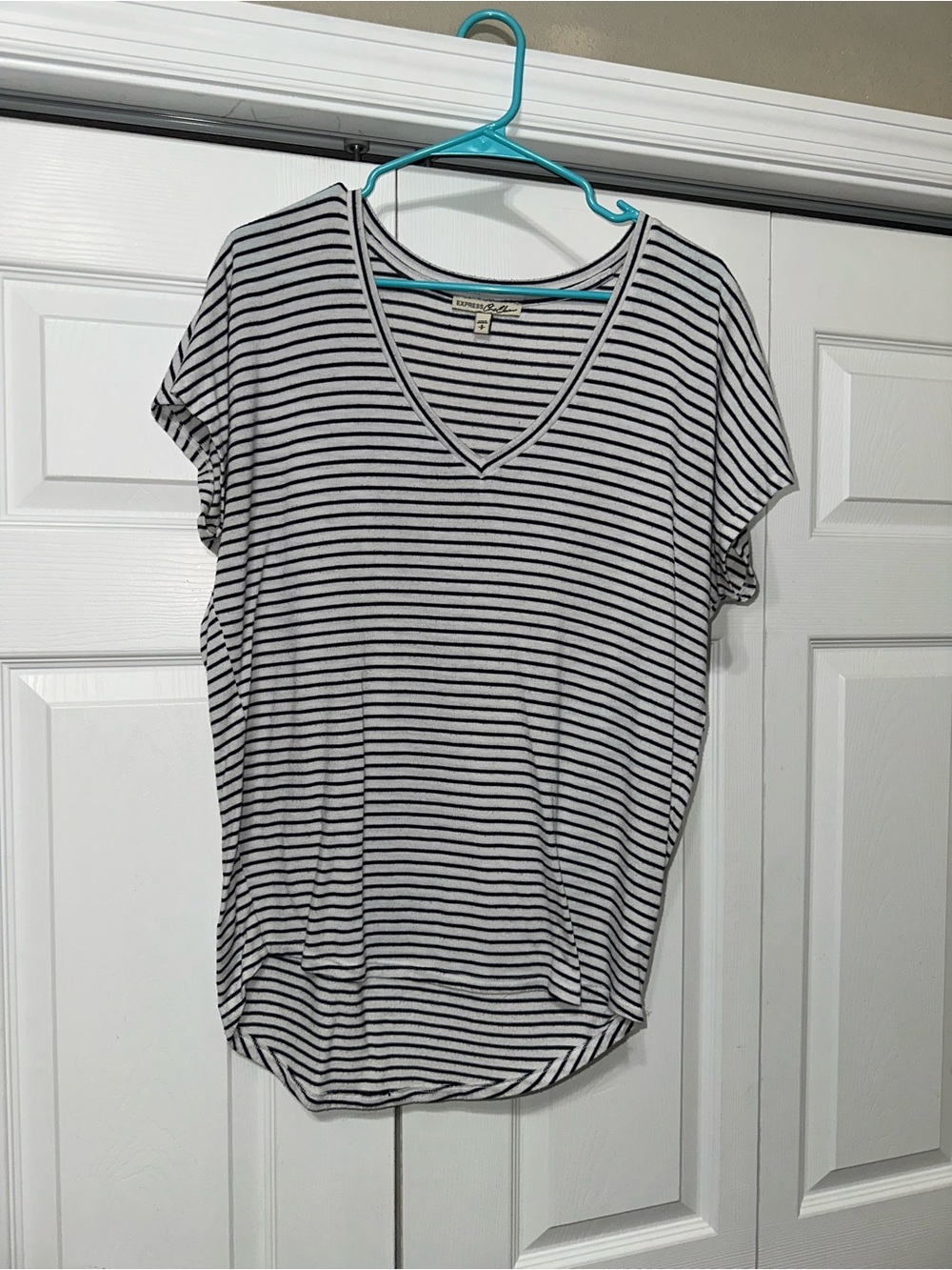 Express One Eleven Casual Black & White Striped V-Neck Women’s Top